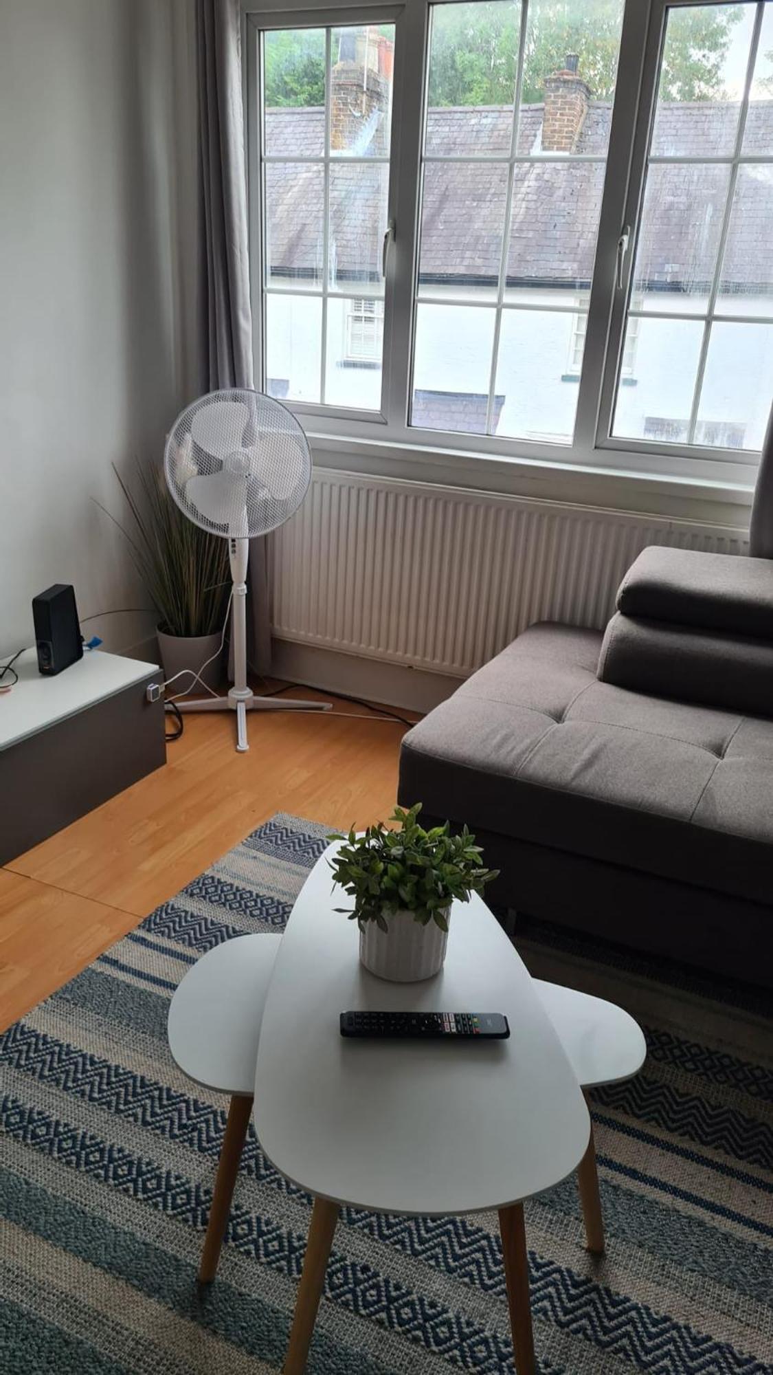 Stylish 2 Bed Apt - Harry Potter/ Leavesden Studios/Watford/Hemel Hempstead - Families/Professionals & Contractors Welcome - Serviced Accomodation Sarratt Extérieur photo